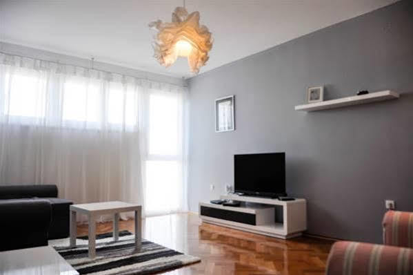 Town Center Apartments زادار المظهر الخارجي الصورة